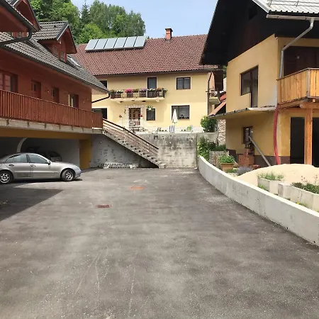 Julian Discover Rateče